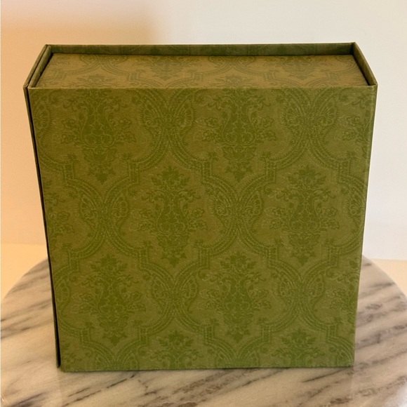 Gucci Olive Green Paisley With A Ribbon & 2 Small Gift Boxes Empty - Picture 4 of 16